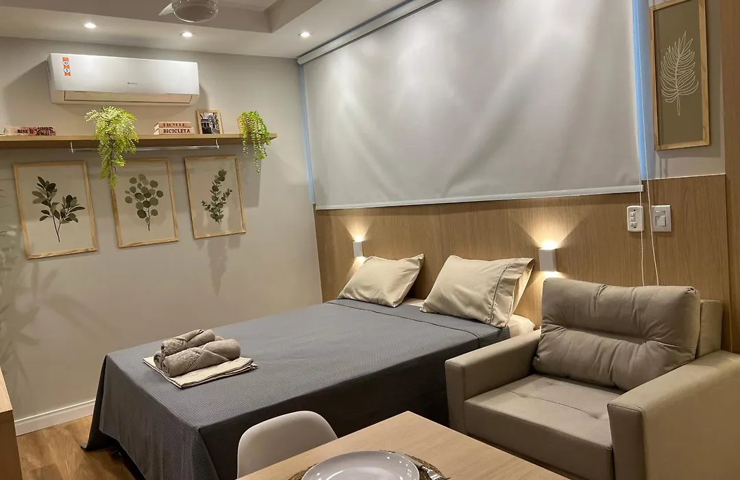 Maravilhoso Apartamento No Leblon-1